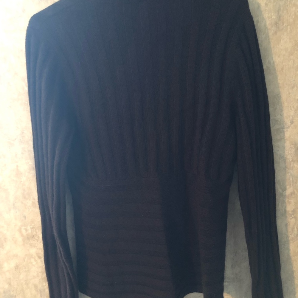 Sweater - Picture 2 of 4